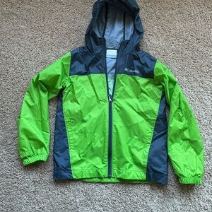 COLUMBIA USED BOYS/YOUTH  SM BLUE HOODED WINDBREAKER/RAIN JACKET/HOOD/NO LINING
